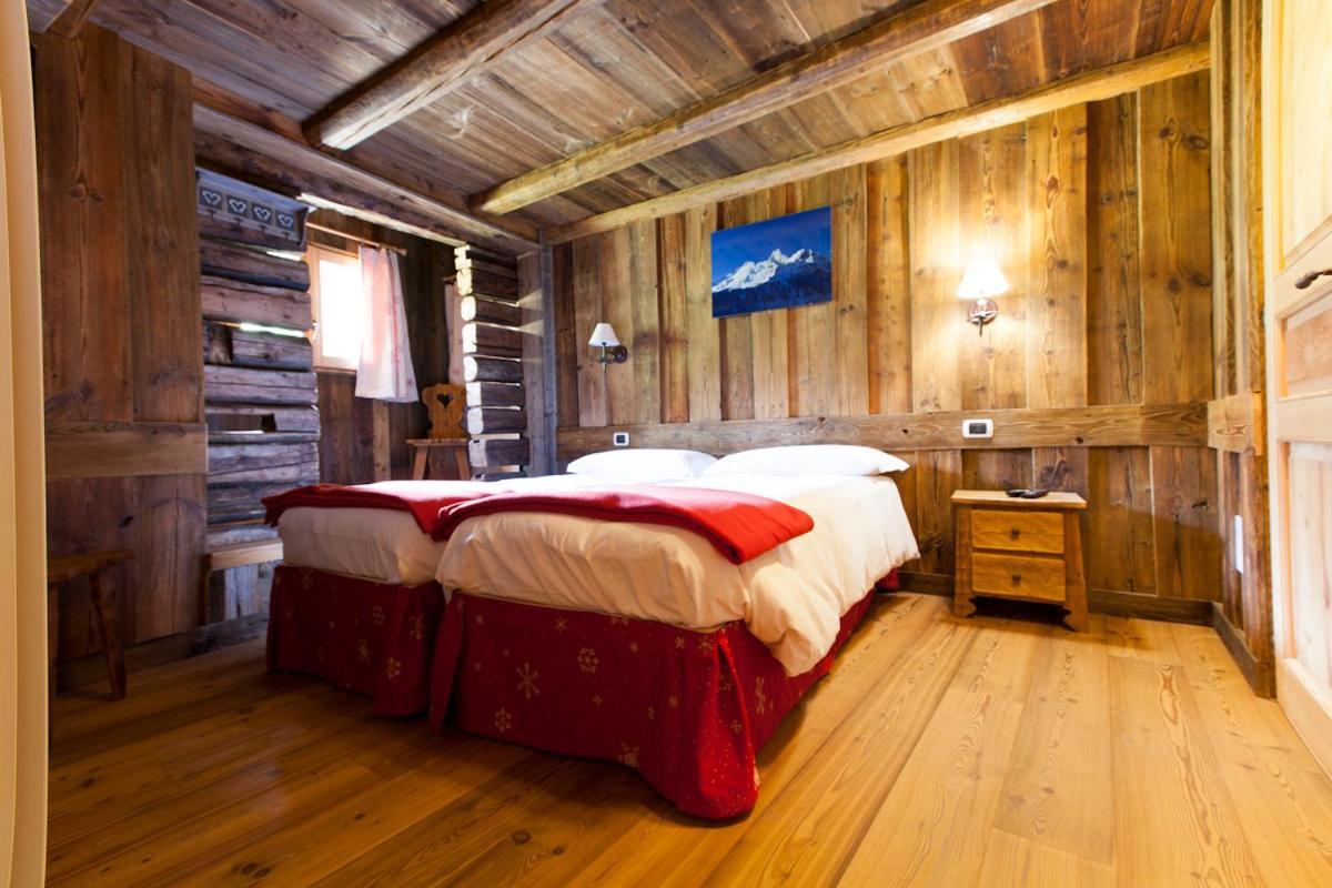 L' Aroula Rooms & Restaurant Champoluc Εξωτερικό φωτογραφία