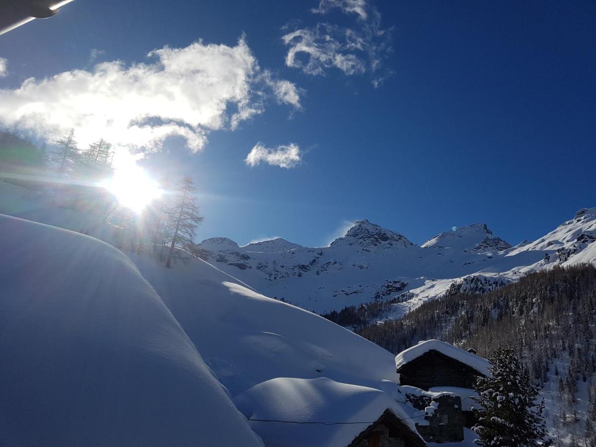 L' Aroula Rooms & Restaurant Champoluc Εξωτερικό φωτογραφία